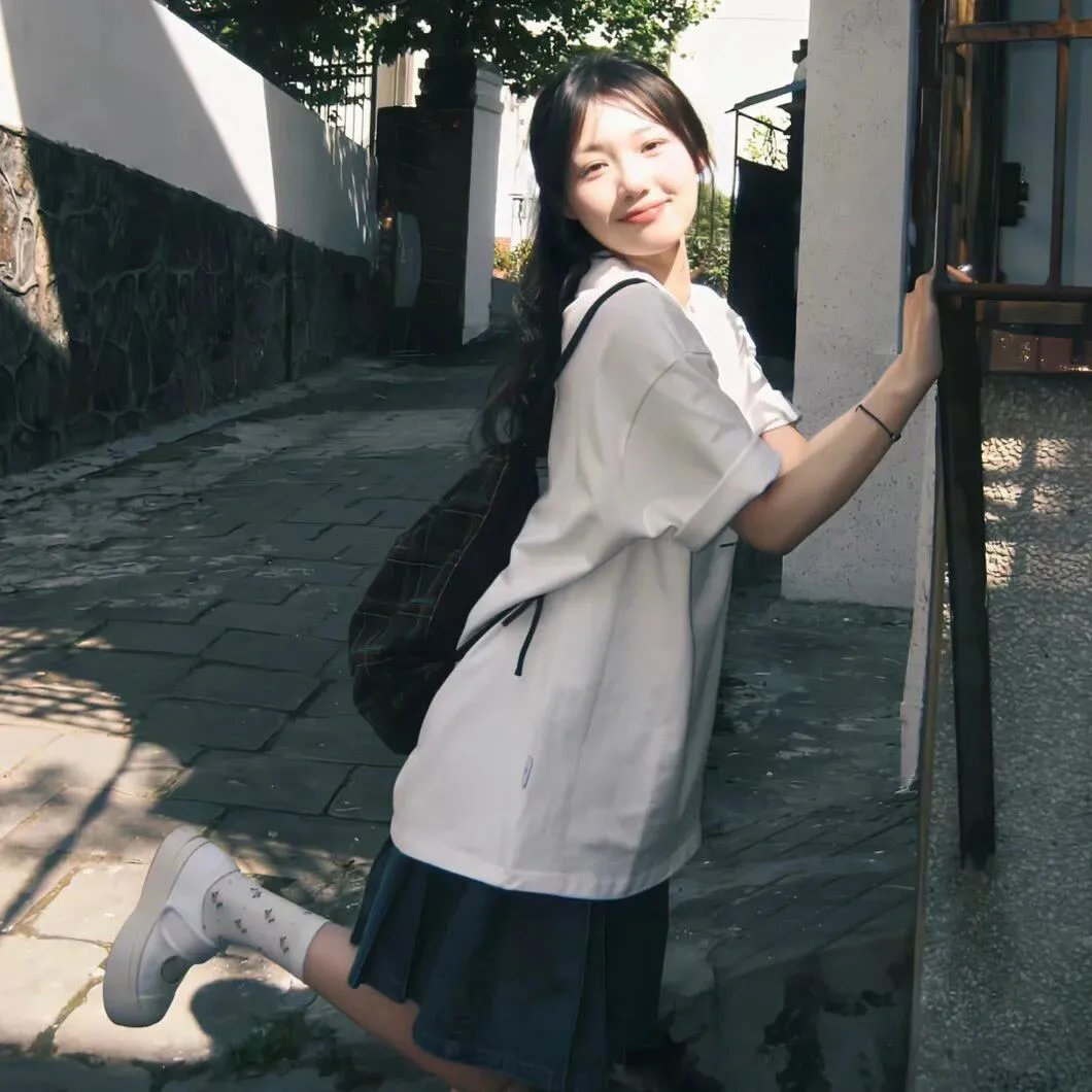 萨利 海报